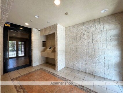 東京都目黒区碑文谷４丁目[1K/21.17m2]のエントランス