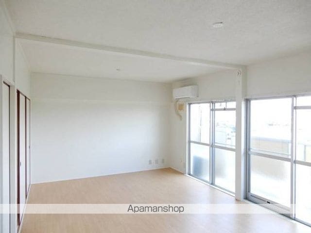 ビレッジハウス大田2号棟の内装写真
