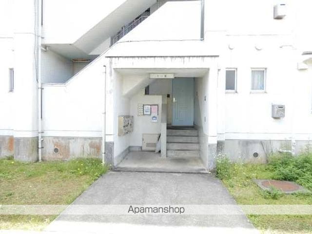 ビレッジハウス伊川2号棟の玄関写真