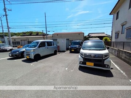 クリーン・アレテー[2LDK/55.33m2]の駐車場1