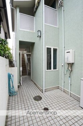 東京都練馬区関町東１丁目[1R/15m2]のエントランス1