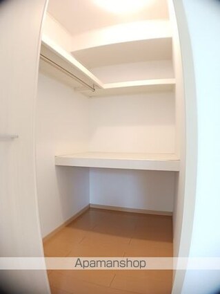 メゾン・ミニョン　Ｂ[2LDK/58.52m2]の収納