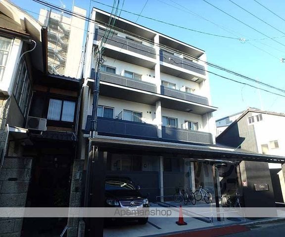 エクラン二条城の外観写真