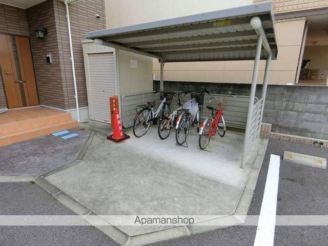 シーダ ハウスの玄関写真