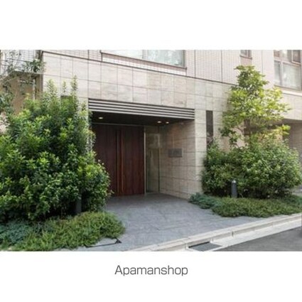 パークアクシス白金[1K/29.88m2]のエントランス