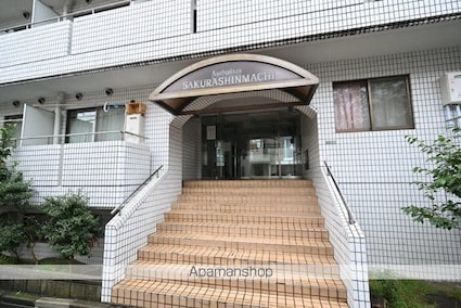 東京都世田谷区弦巻３丁目[1R/17.01m2]のエントランス4