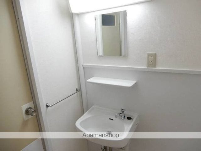 ビレッジハウス港島タワー1号棟の内装写真