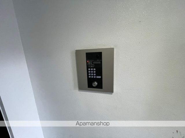 レユシール七番館の玄関写真