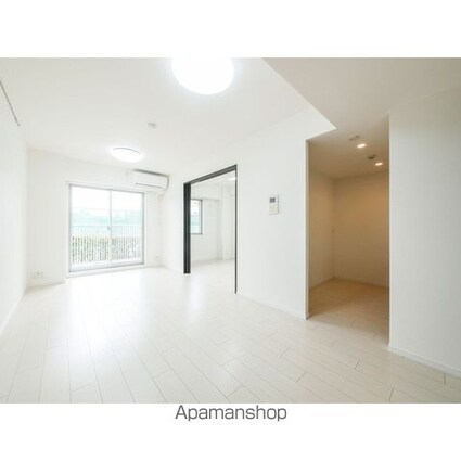 コンフォリア駒場[2LDK/53.13m2]のリビング・居間