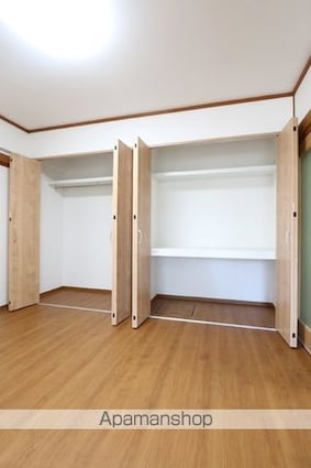 サンハイツ宮前[2LDK/56.8m2]の収納