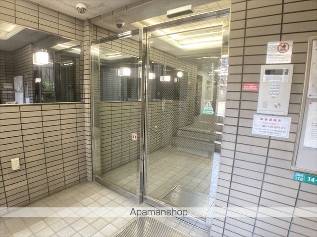 ワコーレ町田の玄関写真