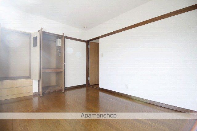 野崎マンション406の内装写真