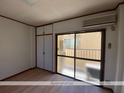 コーポ石清尾[1R/17m2]の内装