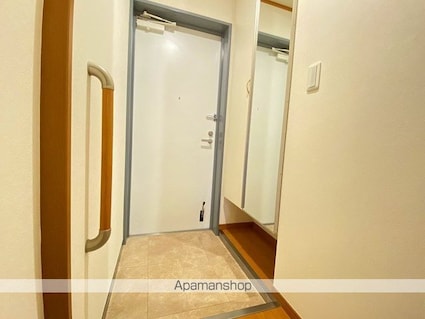 サンシャイン日之出[2LDK/59.65m2]の玄関