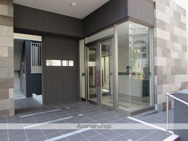 ラウレア Kの玄関写真