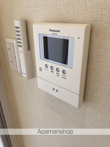 コスモスIの内装写真
