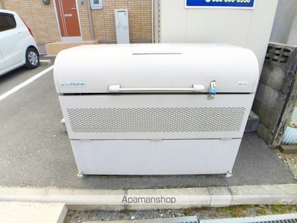 ロイヤルメゾン・プリモ[3LDK/81.74m2]の共用部3