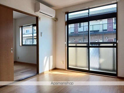 美宝　３[2DK/39.74m2]のリビング・居間