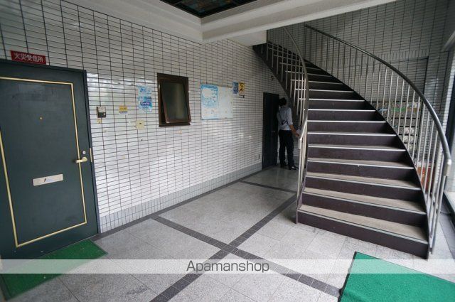 ロイヤル高田の内装写真