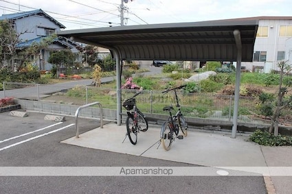 グレイスコート手城Ｂ[2LDK/67m2]の共用部1