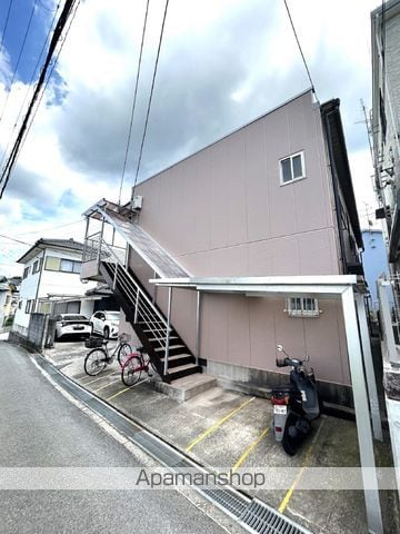 根来ハイツの外観写真