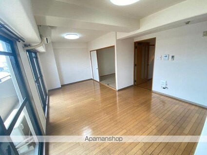 スカール松縄[2LDK/57.7m2]のリビング・居間