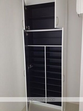 本山ビル[1LDK/39.76m2]の収納2