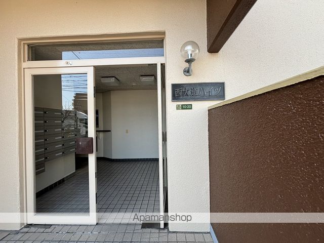 西大道ハイツの玄関写真