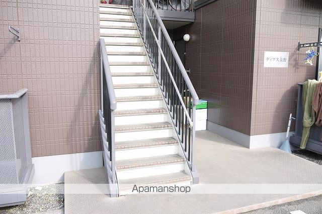 ディアス美野の玄関写真