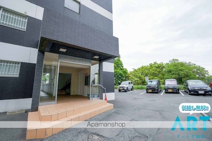 シャルル和泉Ⅱ[3DK/52.48m2]のエントランス
