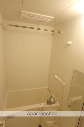 ドゥーエ新富町[1K/20.8m2]のバス