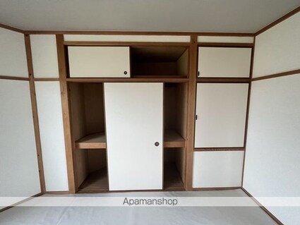 テラスハウスＭ’ｓ[2LDK/60.42m2]の収納