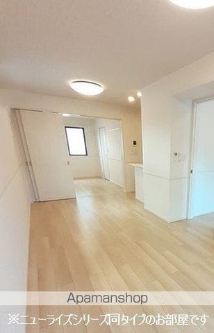 ベニバラード・岩畠の内装写真