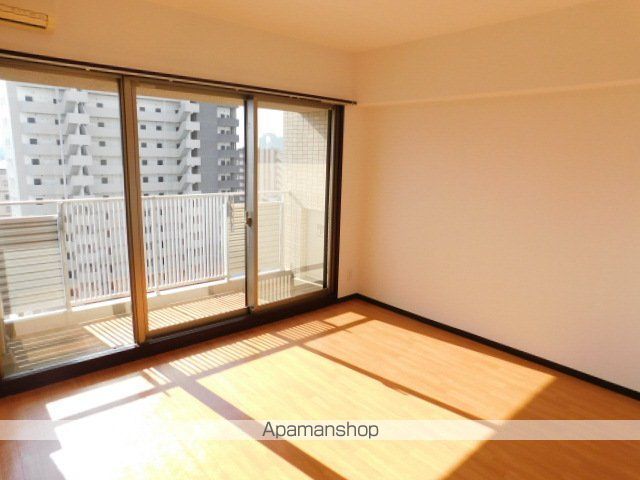 アーバンフラッツ西中島の内装写真