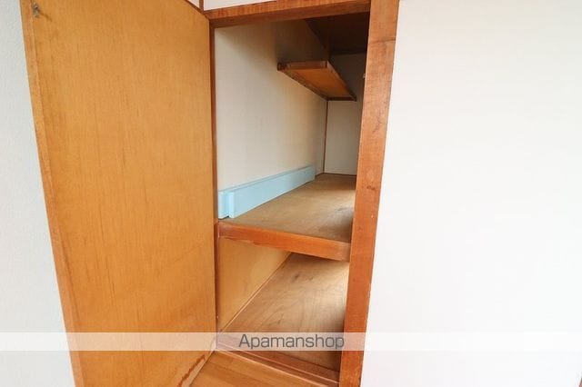 第5ロイヤルマンションの内装写真