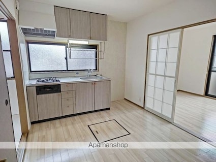 ハイカムール鴨川　Ｂ棟[3DK/53.72m2]のリビング・居間