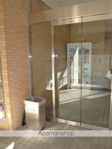プライムアーバン川崎の玄関写真