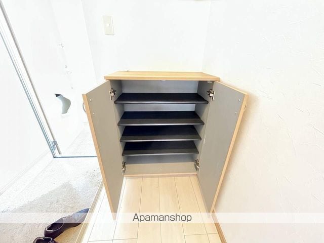 札幌市手稲区 2階建 築9年の内装写真