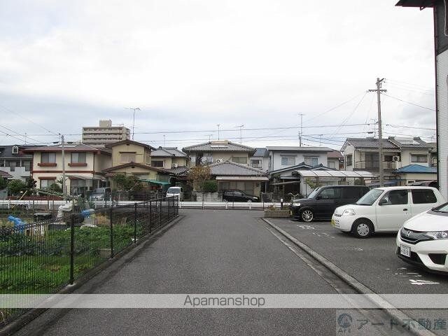 フォブール高岡[3DK/55.9m2]の駐車場3
