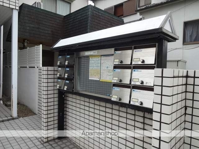 プランドール楠葉の玄関写真