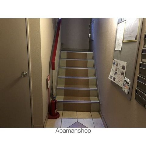 グランメールエクランの玄関写真