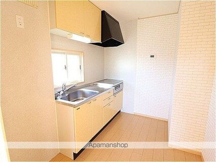 ＲＯＹＡＬ　ＧＡＲＤＥＮ　ＣＡＳＡＨＡＲＡ[2LDK/62.95m2]のキッチン