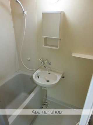 ドルフィン[1K/19.87m2]のバス