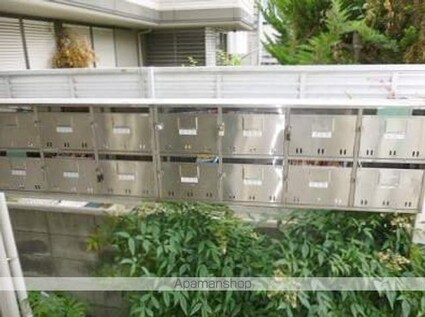 ガーデンハウス三軒茶屋[1K/19.87m2]のエントランス1
