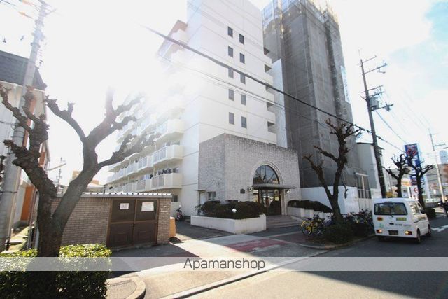 三番町マンションの外観写真