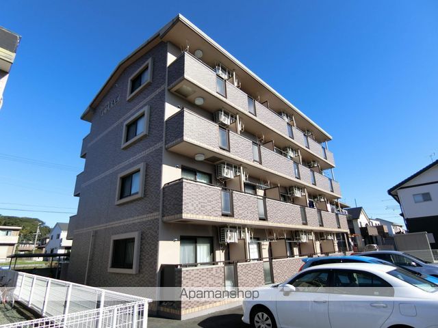Mansion JULIAIIの外観写真