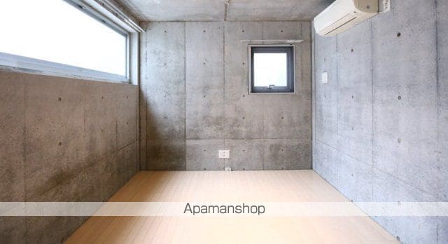 ナイン目白の内装写真