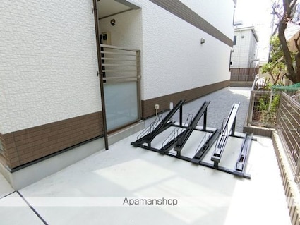 リブリ・インベスト府中[1K/27.32m2]の共用部3