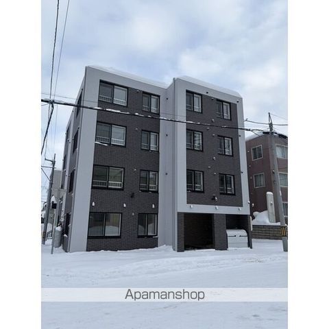 ラフィーネ西町の玄関写真