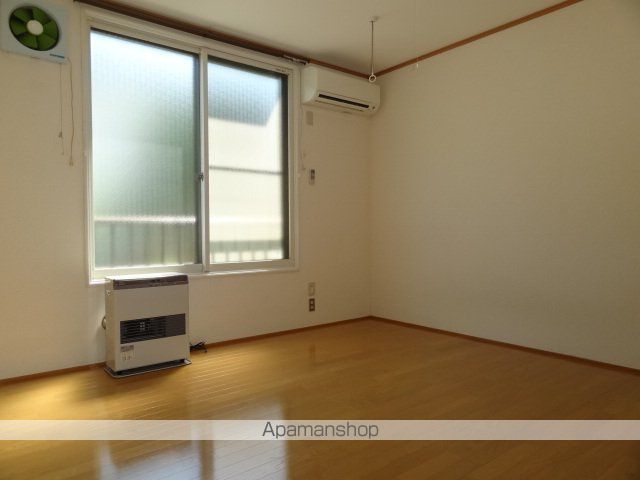 弘前市 2階建 築38年の内装写真